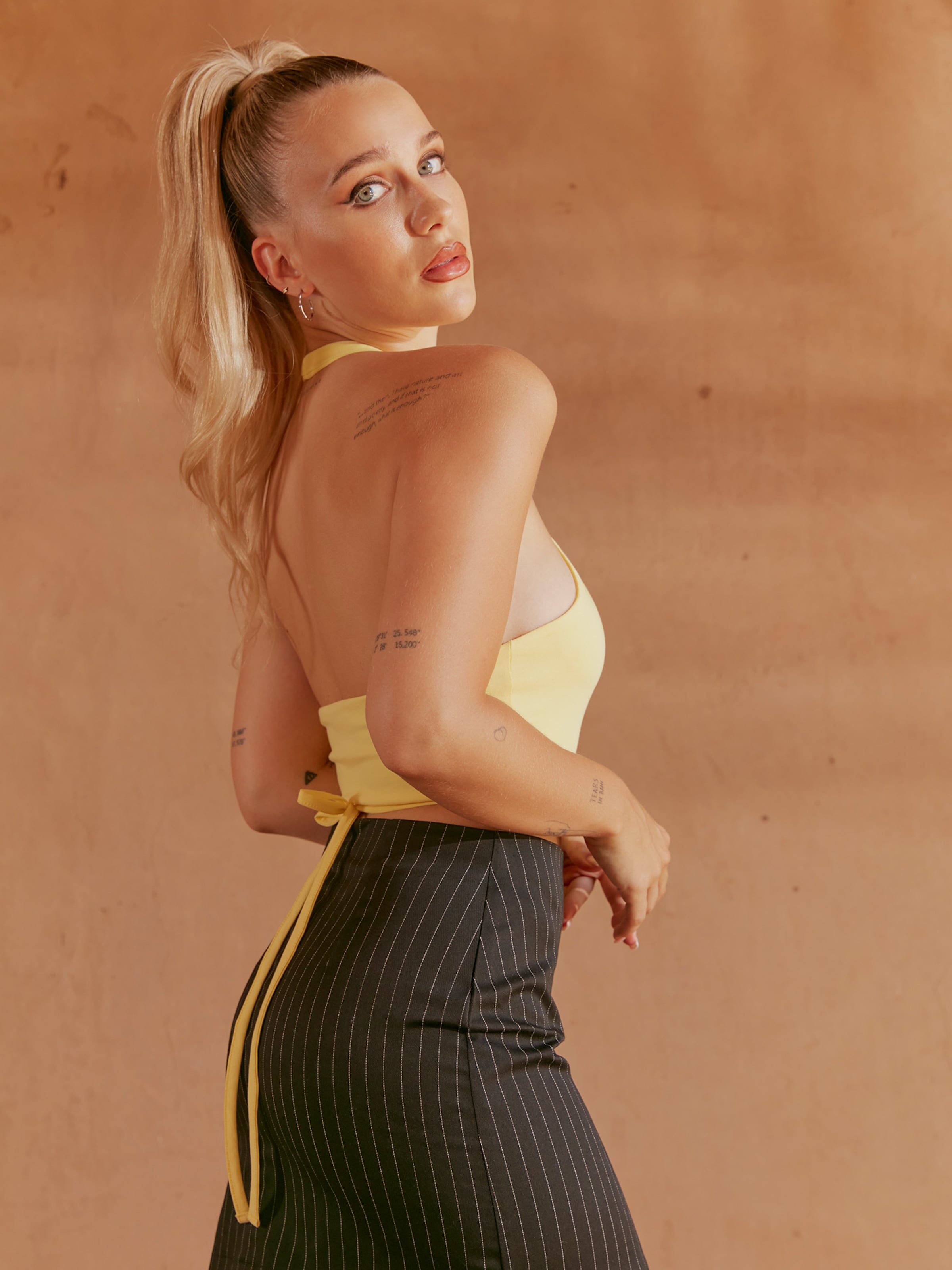 Crop Tops Top Ayla Dames Geel