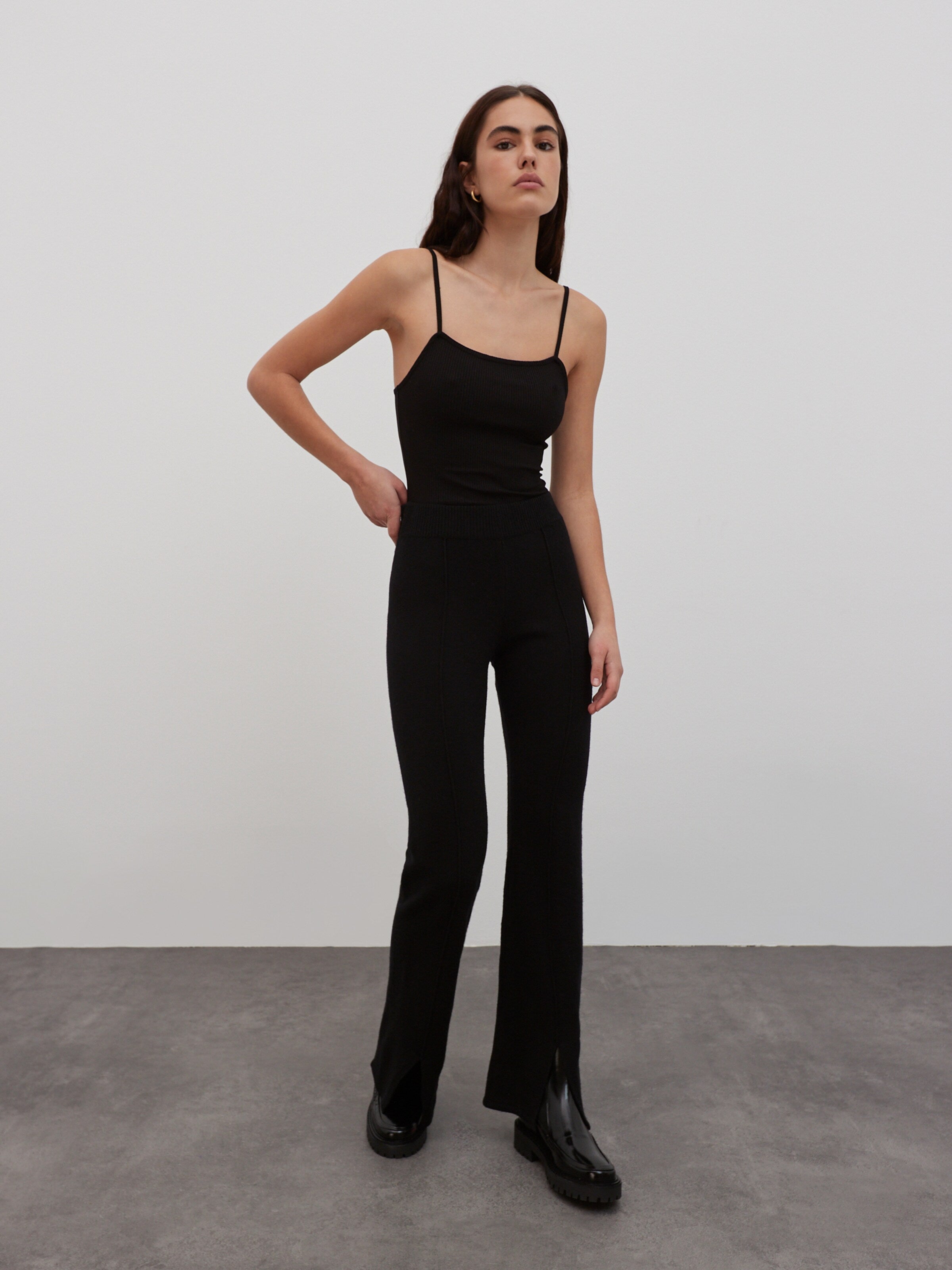EDITED Spaghetti Tops Top Sabina Dames Zwart