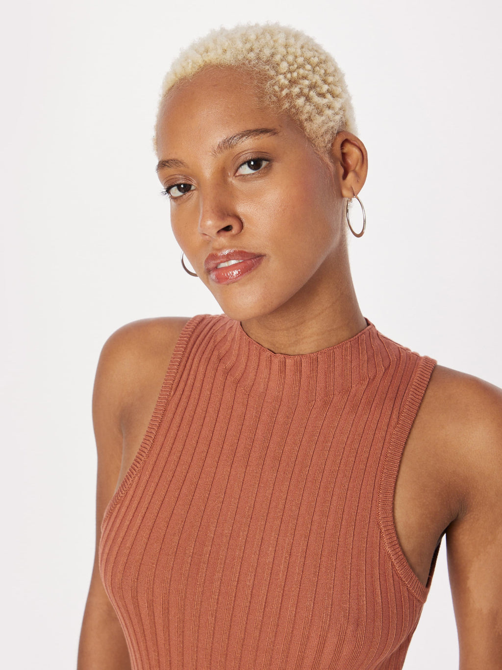 URBAN CLASSICS Mouwloze Shirts Shirt Body Dames Roestbruin