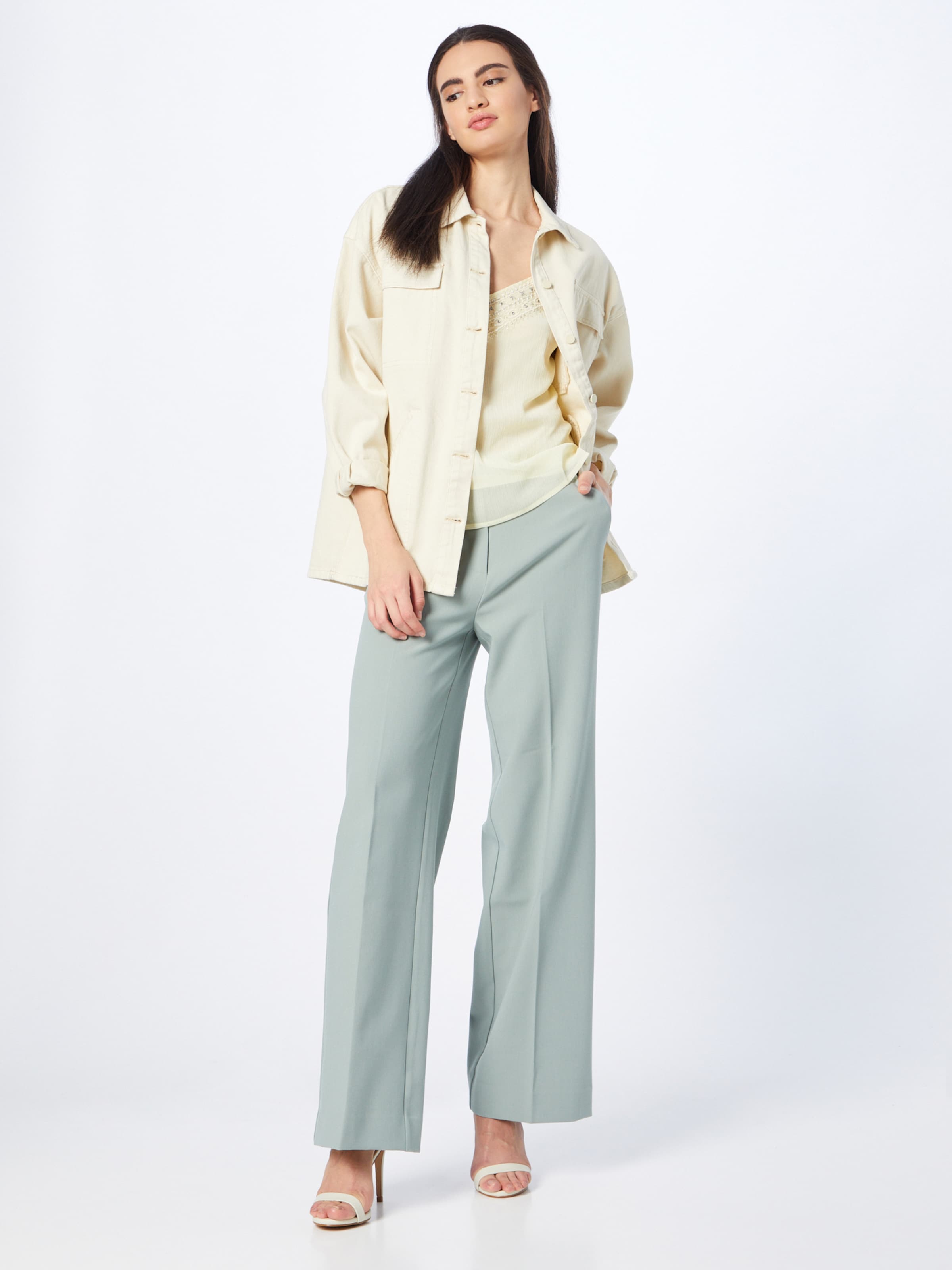 About You Spaghetti Tops Top Shirin Dames Lichtgeel