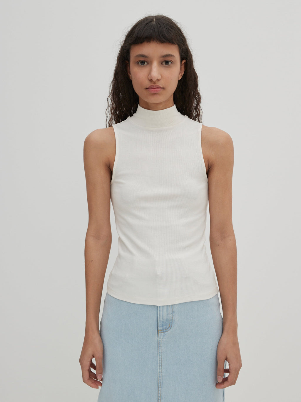 EDITED Mouwloze Shirts Top Lara Dames Offwhite