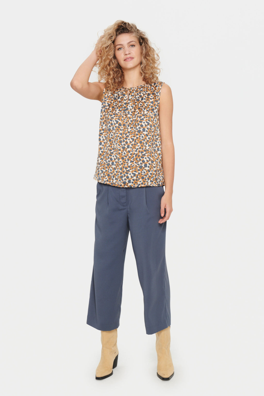 Saint Tropez Blouse Tops Blouse Vanea Dames Crème